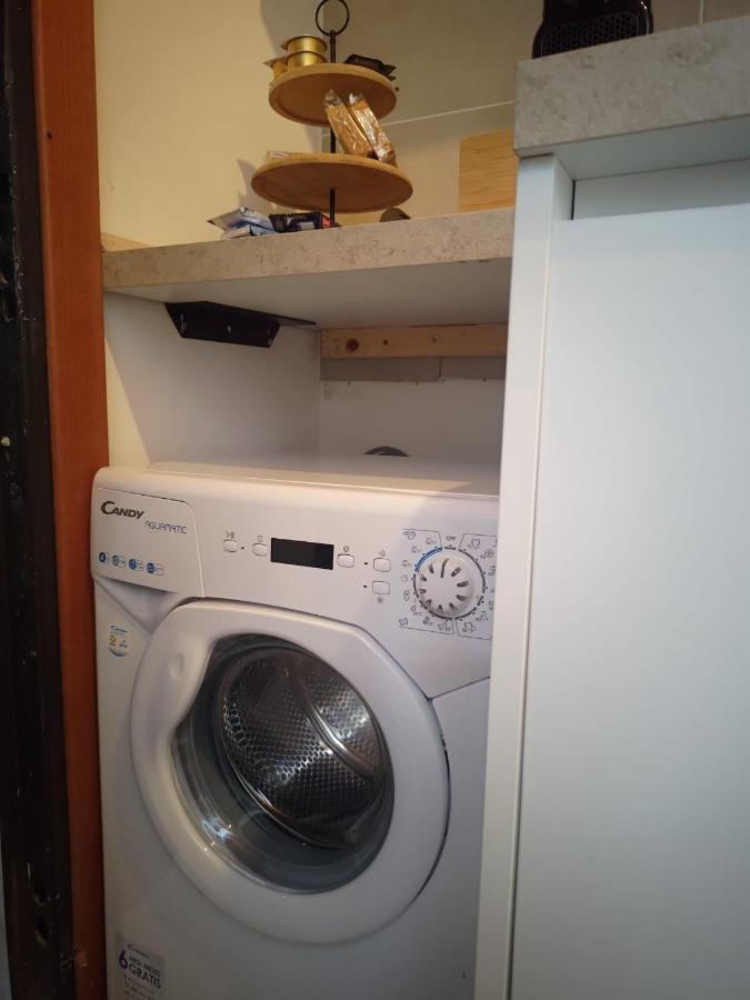 Guazzo Apartment - Self Check-In 帕爾馬 外观 照片