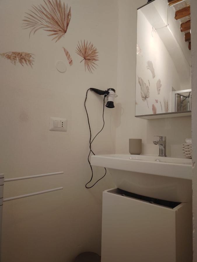 Guazzo Apartment - Self Check-In 帕爾馬 外观 照片
